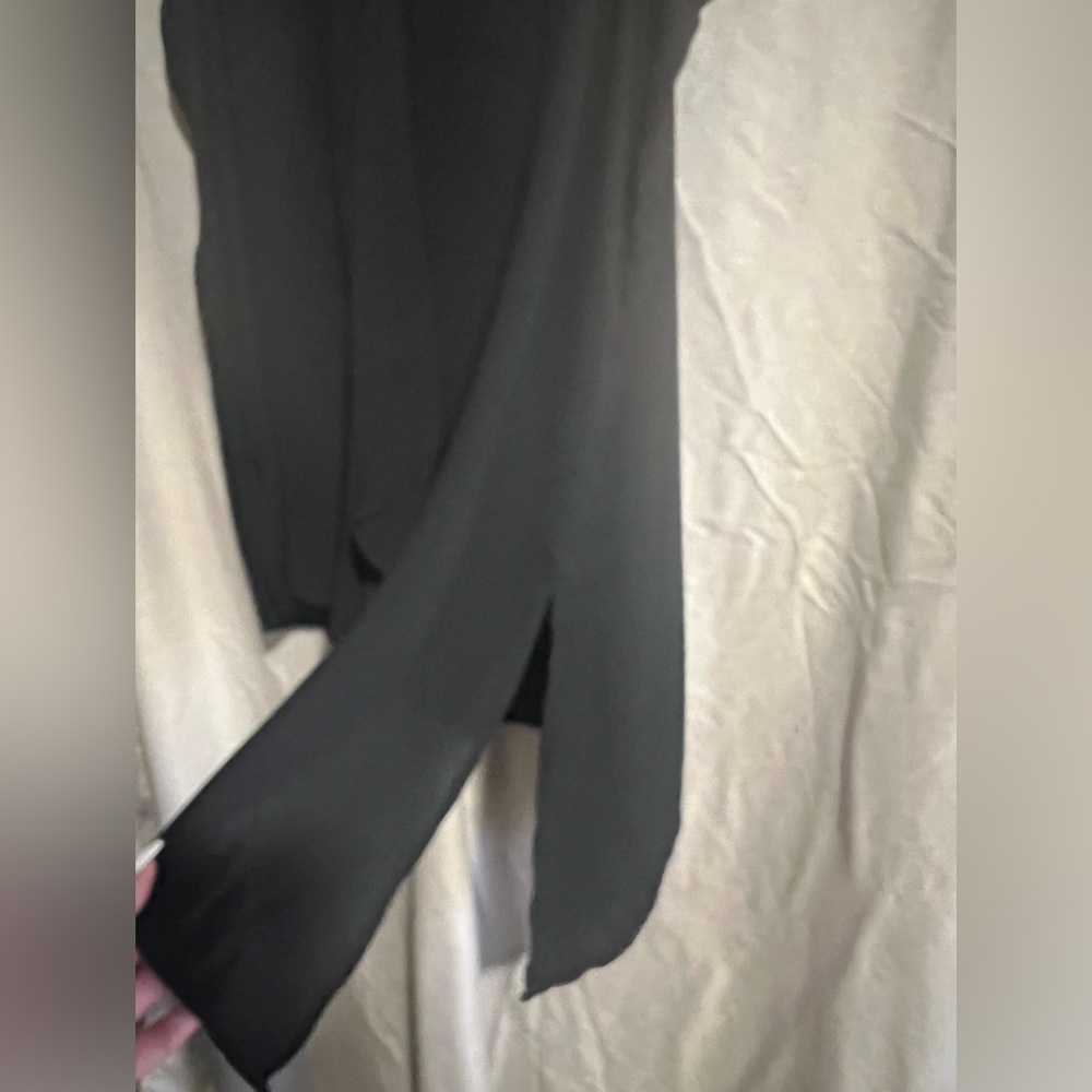Apt. 9 sleeveless asymmetrical black blouse. Slits on both sides, large - Picture 4 of 8